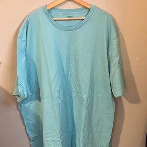 Classic Women’s Crew Neck T-Shirt in Light Teal